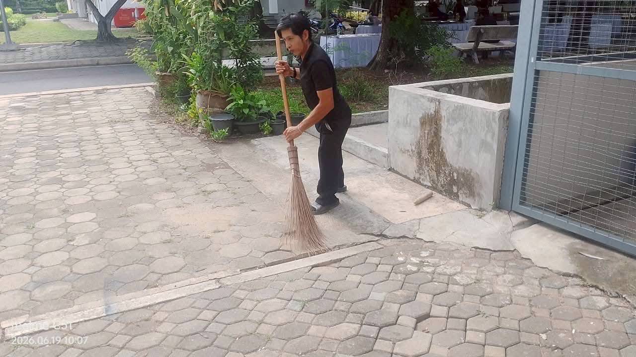title - ศูนย์ส่งเสริมและพัฒนาอาชีพเสริมนอกภาคการเกษตร (ศพส.) จัดกิจกรรม 5 ส. เนื่องในโอกาสวันเฉลิมพระชนมพรรษา สมเด็จพระนางเจ้าสุทิดา พัชรสุธาพิมลลักษณ พระบรมราชินี